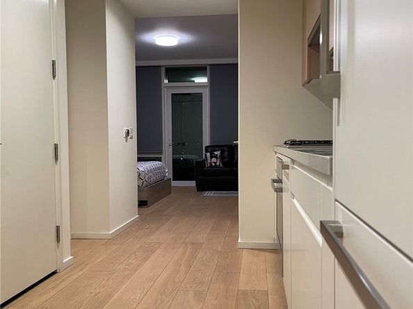 877 Francisco 1123, Los Angeles CA 90017