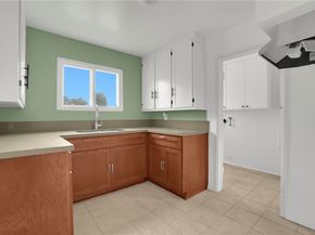 2035 W 102nd Street, Los Angeles CA 90047