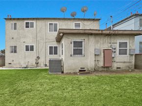 2035 W 102nd Street, Los Angeles CA 90047