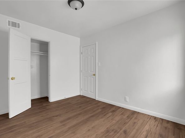 2035 W 102nd Street, Los Angeles CA 90047