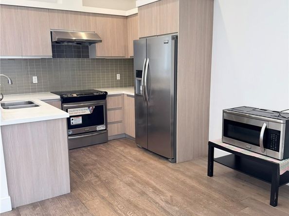 210 N Monterey Street 407, Alhambra CA 91801