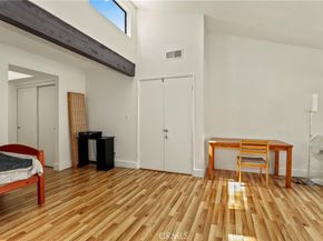 33 Northwoods Lane, La Crescenta CA 91214