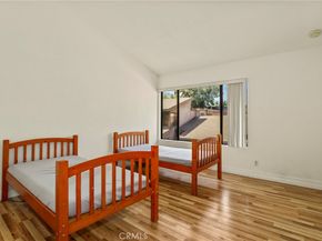 33 Northwoods Lane, La Crescenta CA 91214
