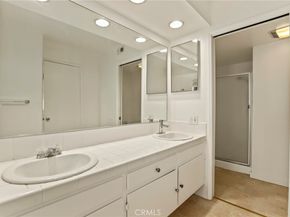 33 Northwoods Lane, La Crescenta CA 91214