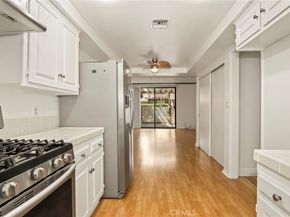 33 Northwoods Lane, La Crescenta CA 91214