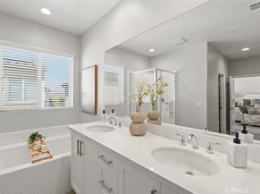250 W Ridgewood, Long Beach CA 90805