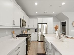 250 W Ridgewood, Long Beach CA 90805