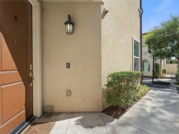 250 W Ridgewood, Long Beach CA 90805