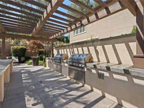 250 W Ridgewood, Long Beach CA 90805