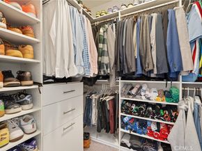 250 W Ridgewood, Long Beach CA 90805