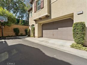 250 W Ridgewood, Long Beach CA 90805