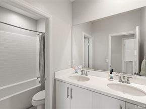 250 W Ridgewood, Long Beach CA 90805