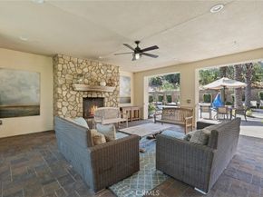 250 W Ridgewood, Long Beach CA 90805