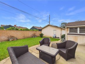 1331 E Marshall, Long Beach CA 90807