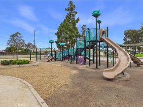 1331 E Marshall, Long Beach CA 90807