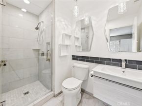 512 S Hollydale, Anaheim CA 92808