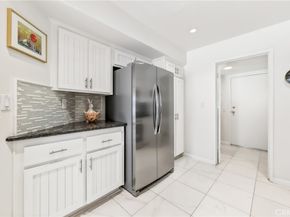 512 S Hollydale, Anaheim CA 92808