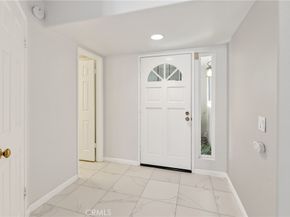 512 S Hollydale, Anaheim CA 92808
