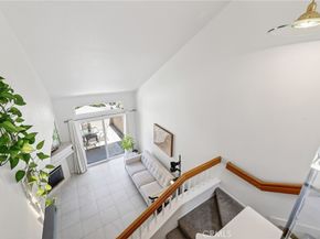 512 S Hollydale, Anaheim CA 92808