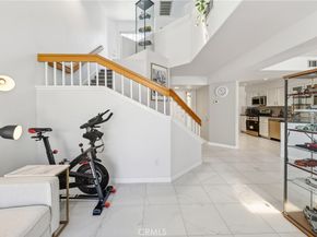 512 S Hollydale, Anaheim CA 92808