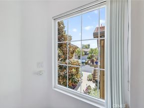 512 S Hollydale, Anaheim CA 92808