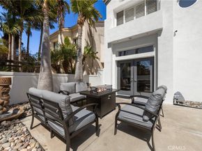 1014 England Street, Huntington Beach CA 92648