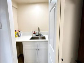 22433 Island, Carson CA 90745