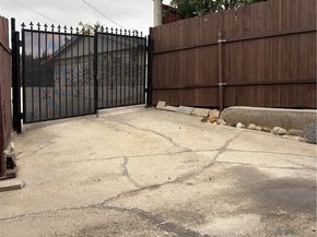 2005 Redding, Rosemead CA 91770