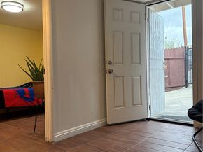 2005 Redding, Rosemead CA 91770