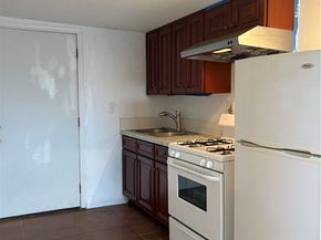 2005 Redding, Rosemead CA 91770