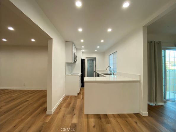 15794 Stanbrook, La Mirada CA 90638