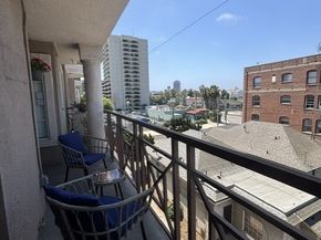 801 Pine Ave Unit #310, Long Beach CA 90813
