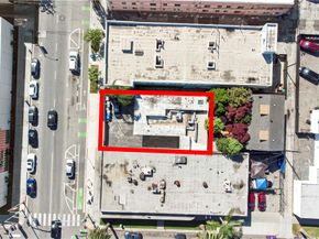 555 E 3rd, Long Beach CA 90802