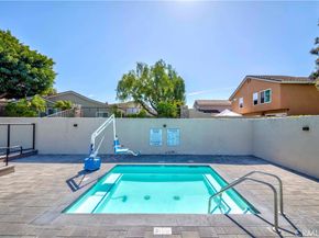49 Meadowgrass, Irvine CA 92604