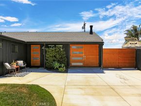 2110 President, Costa Mesa CA 92627