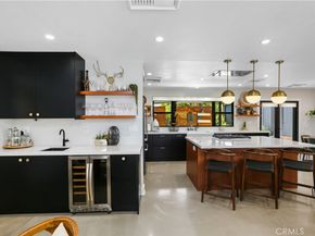 2110 President, Costa Mesa CA 92627