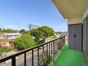 3695 Linden Avenue 9C, Long Beach CA 90807