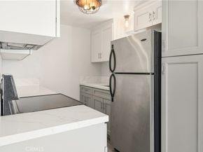 615 E Broadway 204, Long Beach CA 90802