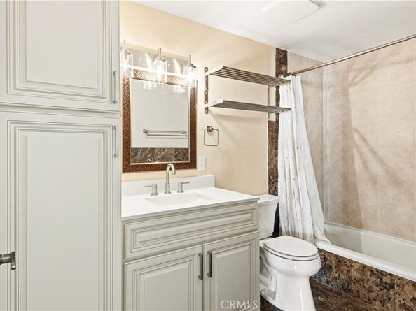 615 E Broadway 204, Long Beach CA 90802