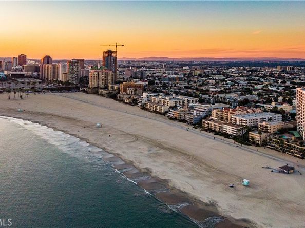 615 E Broadway 204, Long Beach CA 90802