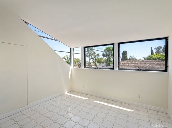 1122 Cranbrook Avenue, Torrance CA 90503