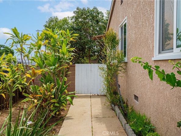 1200 W 184th Street, Gardena CA 90248