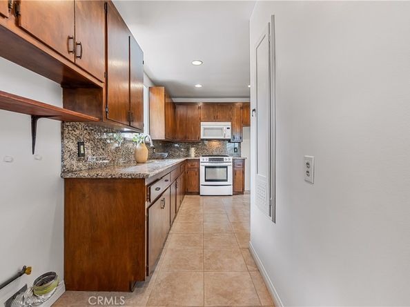 1200 W 184th Street, Gardena CA 90248