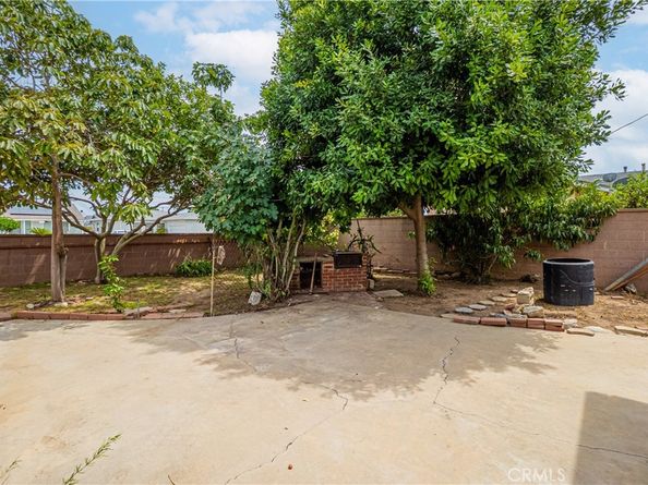 1200 W 184th Street, Gardena CA 90248