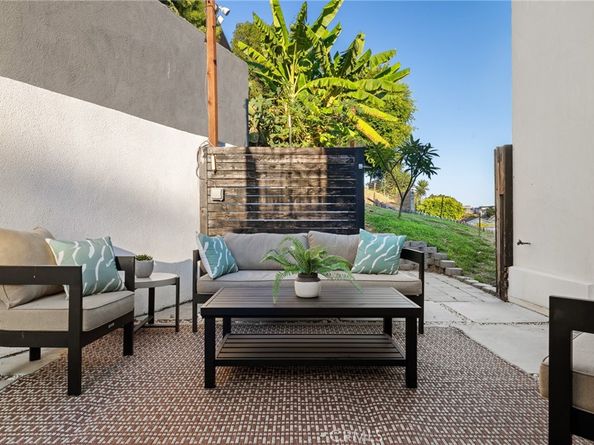 1174 W 6th Street, San Pedro CA 90731
