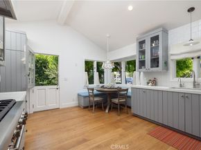 415 Walnut, Costa Mesa CA 92627
