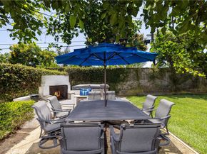 415 Walnut, Costa Mesa CA 92627