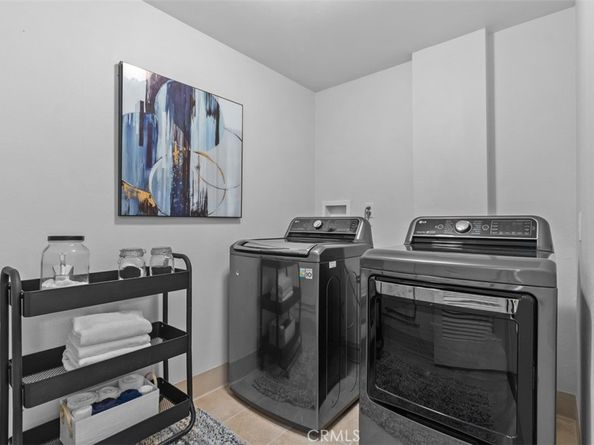 525 Vista Flora, Newport Beach CA 92660