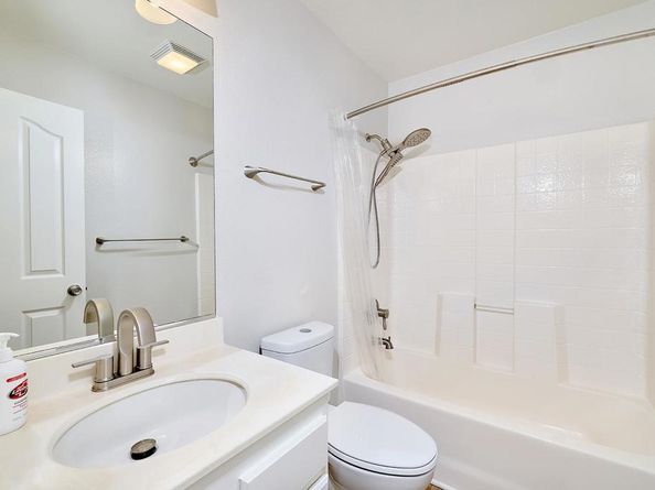 339 La Purisma Way, Oceanside CA 92057