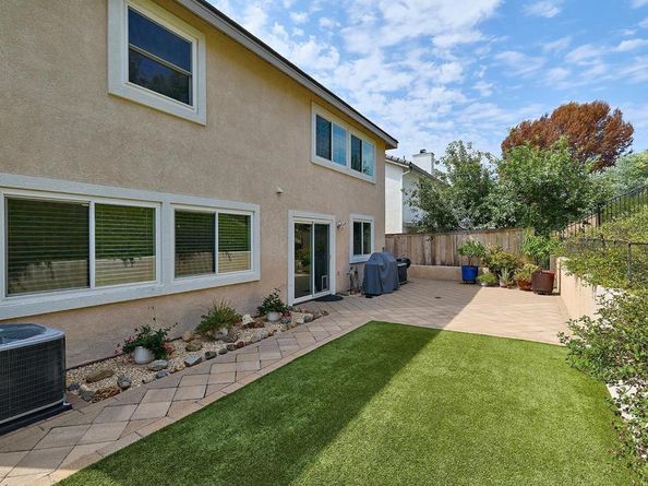339 La Purisma Way, Oceanside CA 92057